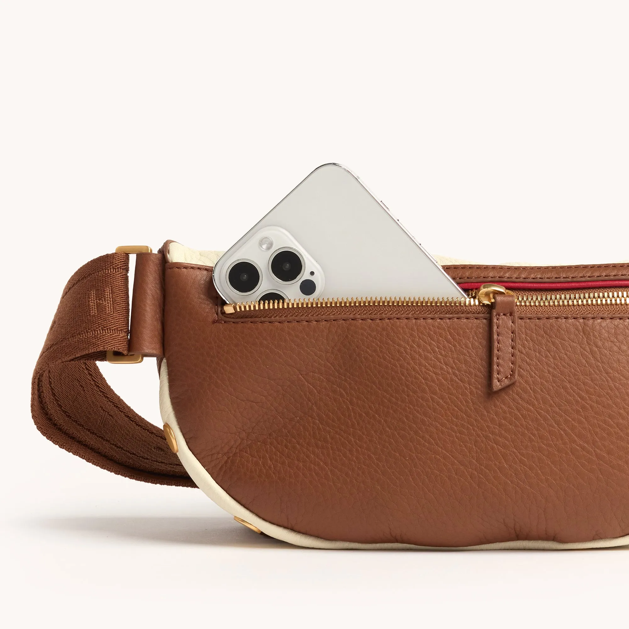 Charles Crossbody | Courtyard Cream/Brushed Gold | Med