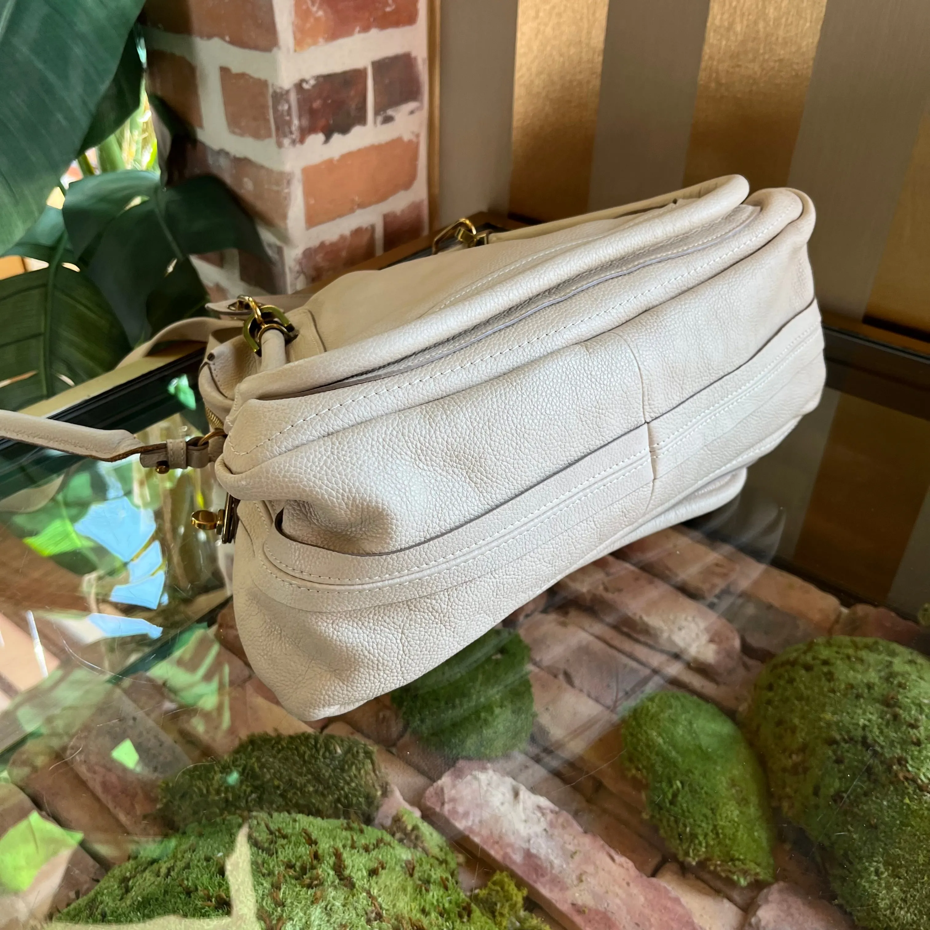 CHLOE Partay Medium Pebbled Leather Shoulder Bag