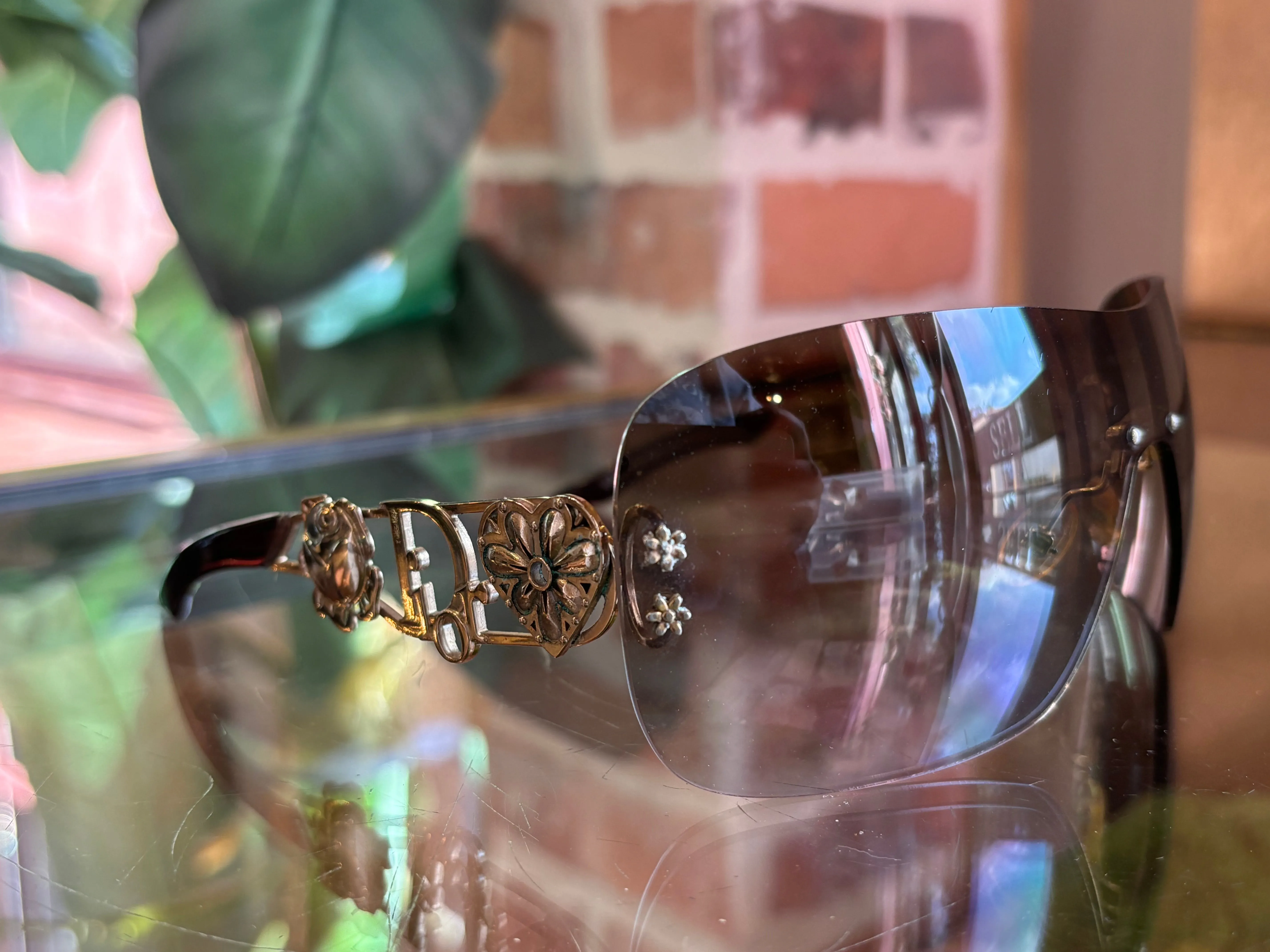 CHRISTIAN DIOR Spuns Shield Sunglasses