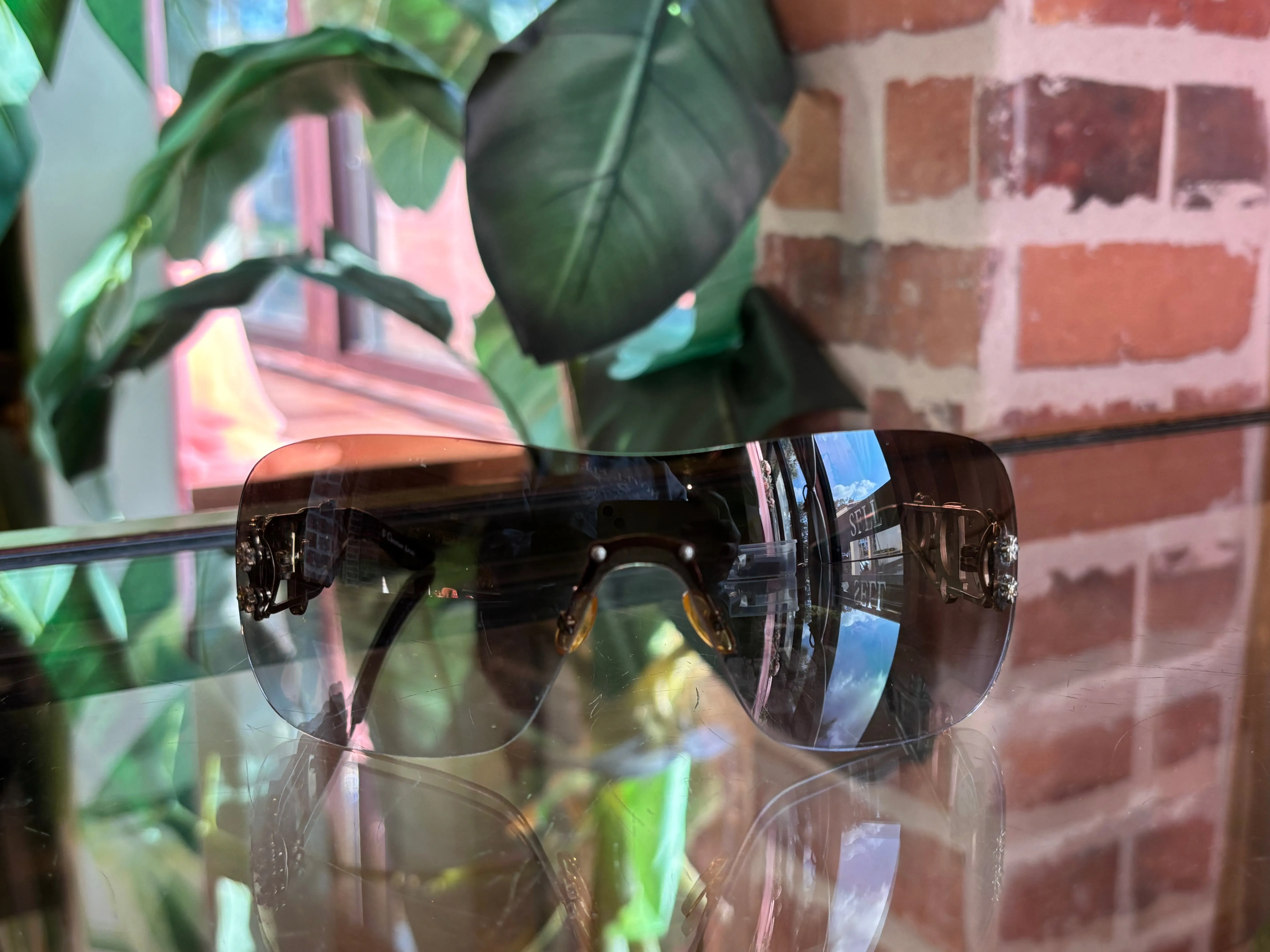 CHRISTIAN DIOR Spuns Shield Sunglasses