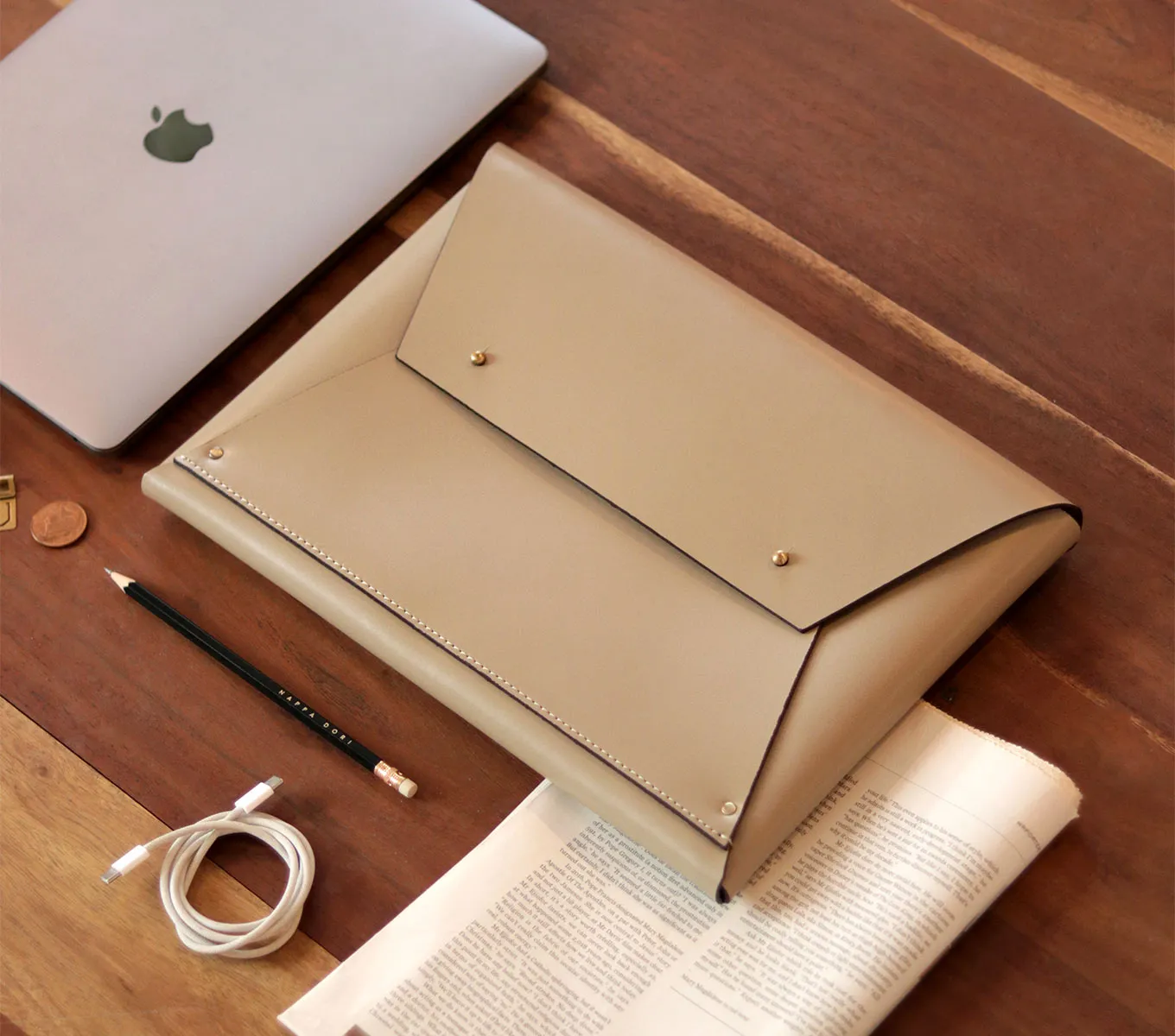 LEATHER WRAP SLEEVE