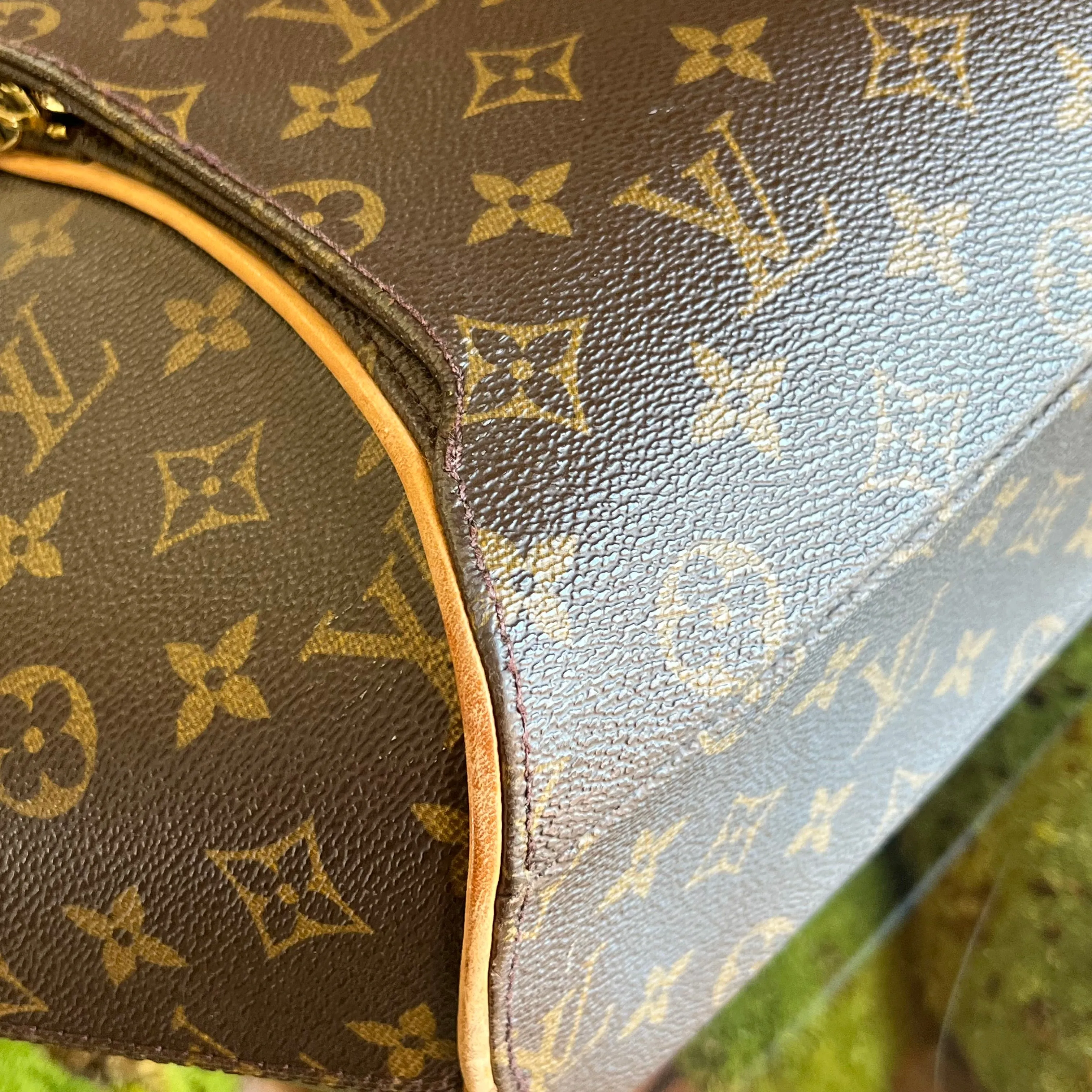 LOUIS VUITTON Ellipse GM Monogram Canvas Shoulder Bag