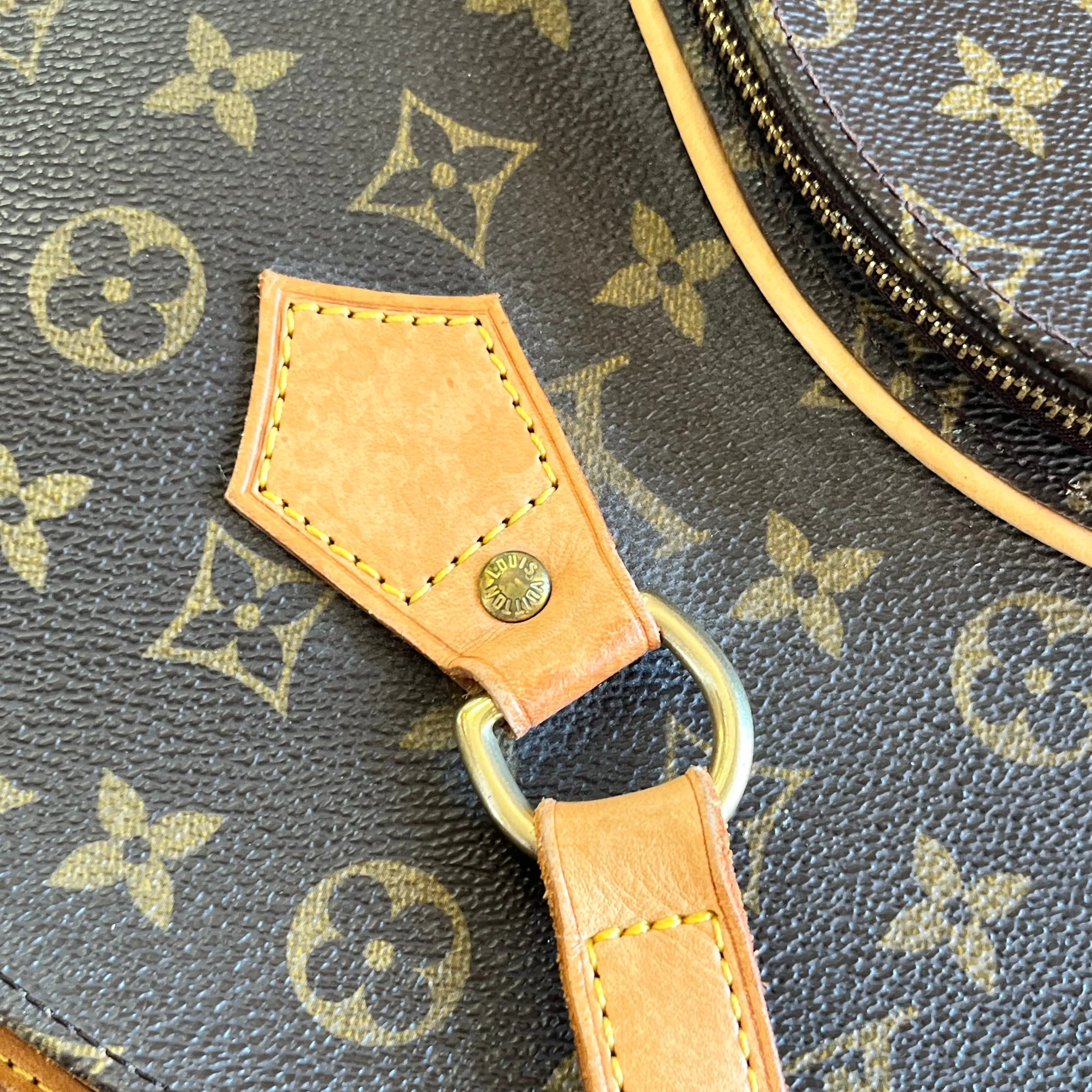 LOUIS VUITTON Ellipse GM Monogram Canvas Shoulder Bag