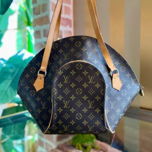 LOUIS VUITTON Ellipse GM Monogram Canvas Shoulder Bag